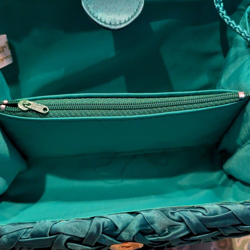 Intriguing Emerald Green Clutch/Crossbody NOWT - Picture 5 of 5